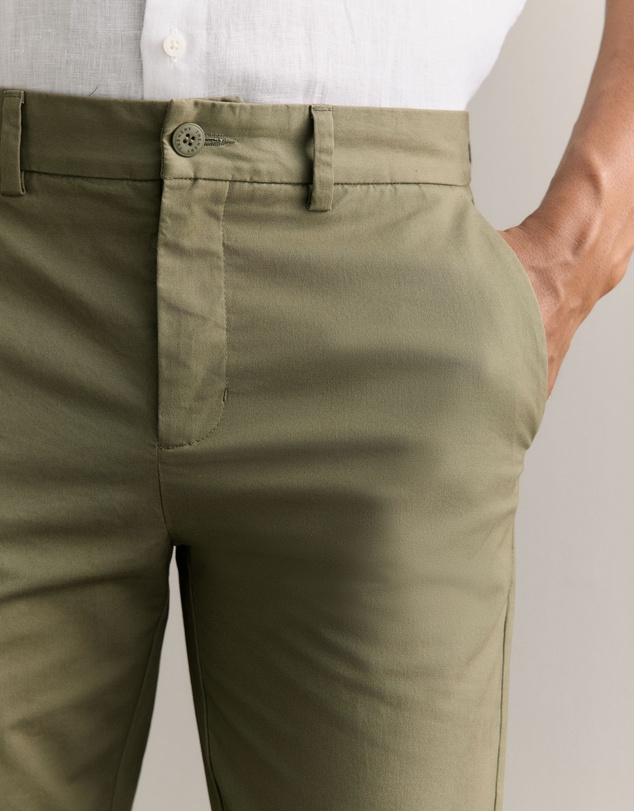 Trenery - Slim Fit Chino Pant in Hunter Green