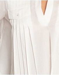 Belle & Bloom - Catch Feelings Pintuck Shirt