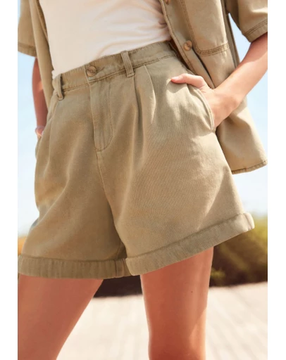 NEXT - Canvas Shorts