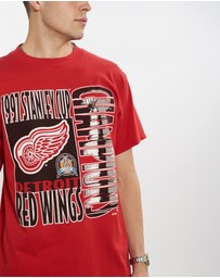 Vintage by The Real Deal - Pre Loved - 1997 NHL Detroit Red Wings Tee