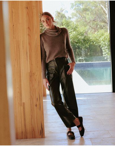 SMOKED TAUPE