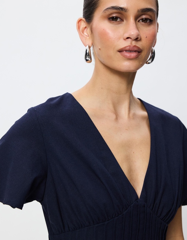 Tussah - Maysen Linen Blend Pintuck Midi Dress