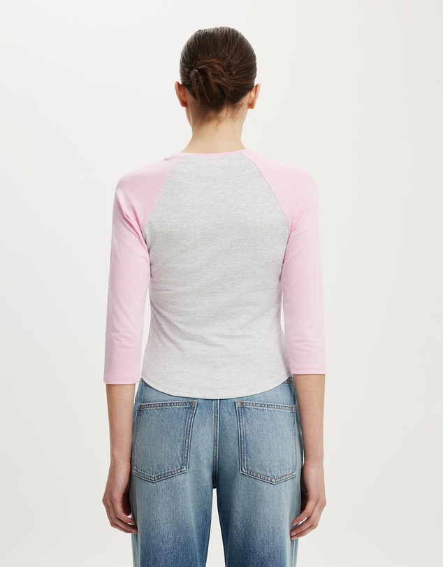 Cotton On - 90S Baby Raglan 3/4 Tee