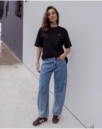 ALEXANDRA - Avara T-Shirt Black
