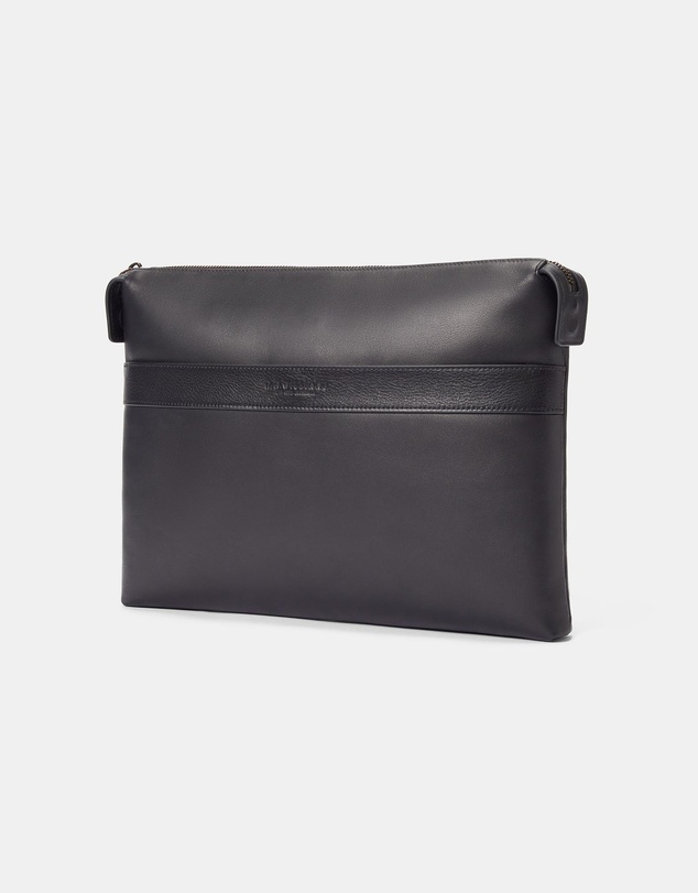 R.M.Williams - Farrier Tech Folio