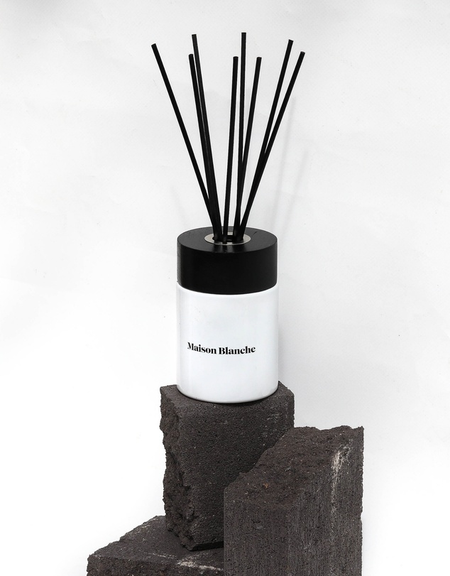 Maison Blanche - 010 Cedarwood & Patchouli - Reed Diffuser