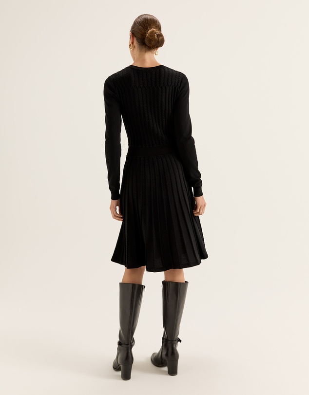 Review - Caspian Knit Dress