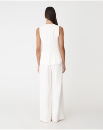 Forcast - Ami V-Neck Linen Vest