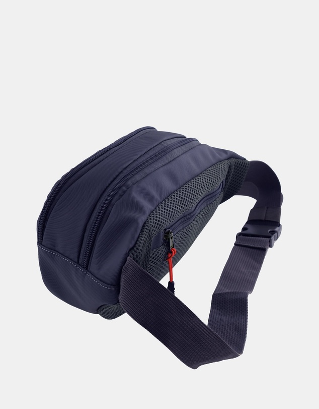 GAP - GAP Water Repellent Sling Bum Bag