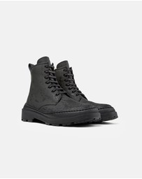 Camper - Brutus Trek