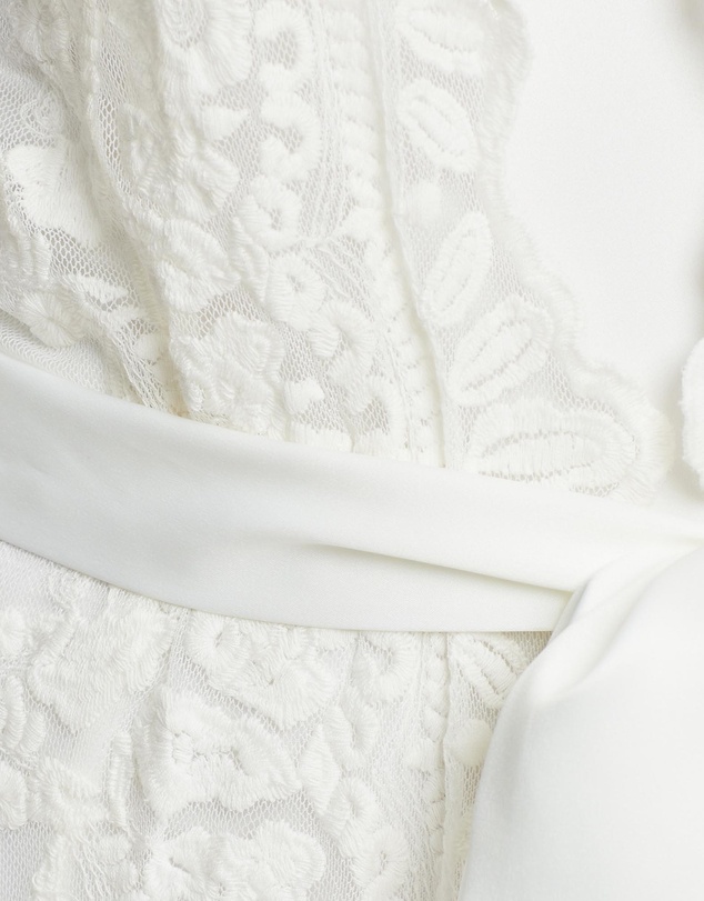 Homebodii - Madonna Lace Robe