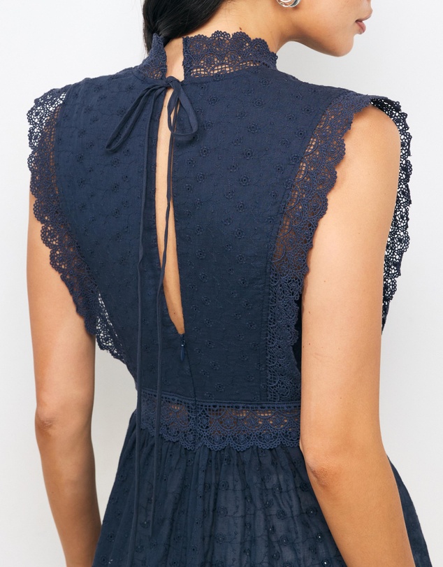 AERE - Iris Cotton Broderie Top