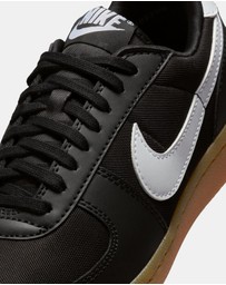 Nike - Field General - Women's