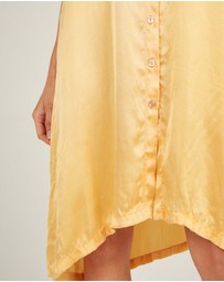 Primness - Glossed Shirt Dress