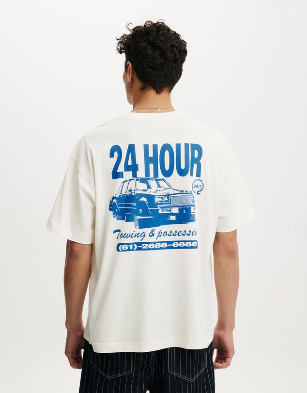 Cotton On - Box Fit Graphic T-Shirt