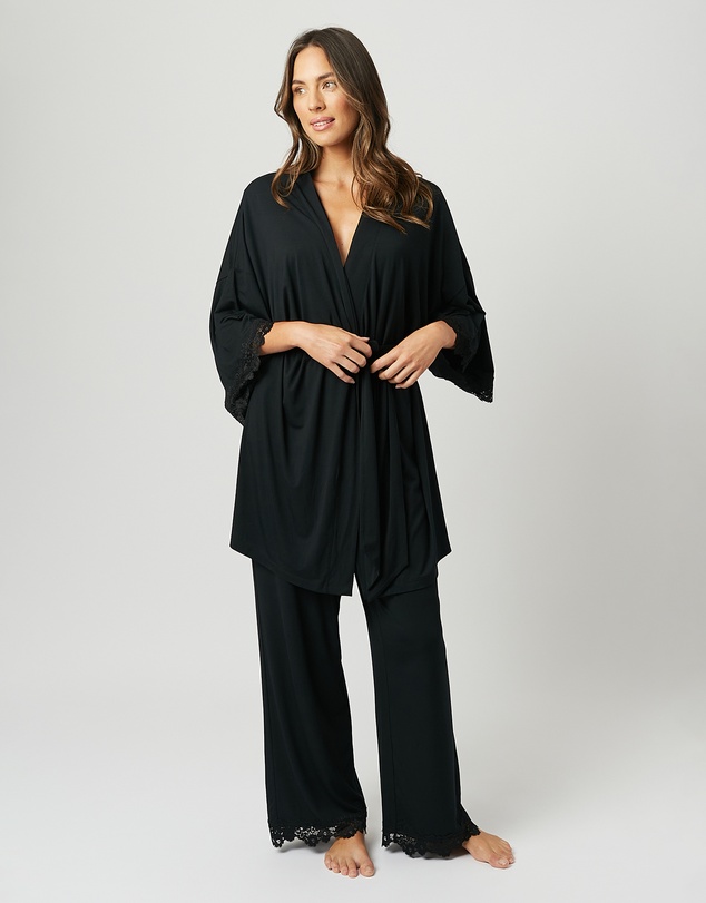 UNE PIECE - Lace Trim Modal Full Length Pyjama Set