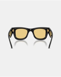 Ray-Ban - Wayfarer Puffer