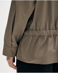 Minima Esenciales - Sioh Funnel Neck Jacket