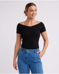 Review - Odelia Top