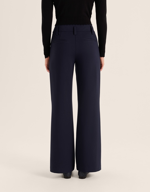 Review - Fern Ponte Pant