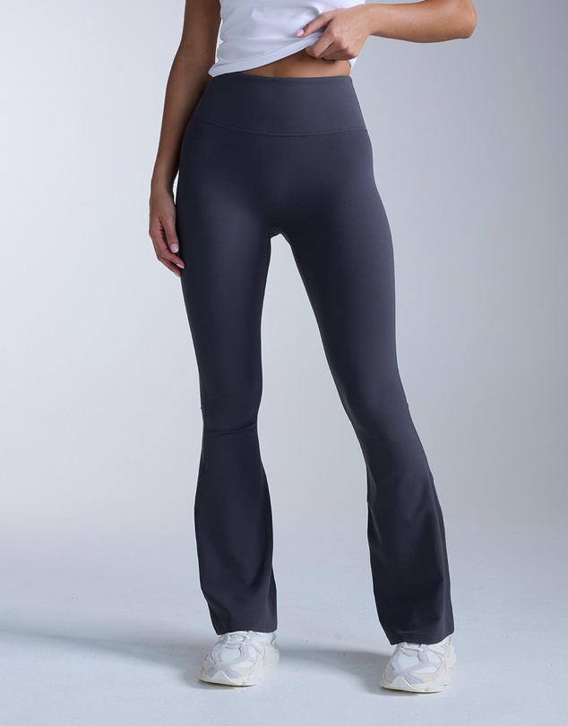 2XU - Fluid Hi-Rise Flare Pants