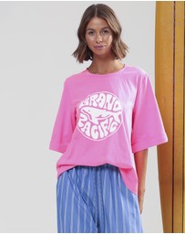 Binny - Yew T-Shirt