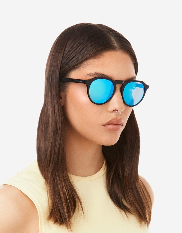 Hawkers Co - HAWKERS - Diamond Black Clear Blue WARWICK X Sunglasses for Men and Women UV400