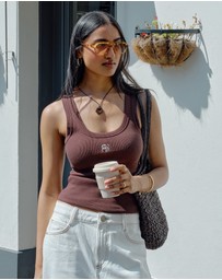 Ceres Life - Zoe Contour Rib Scoop Tank