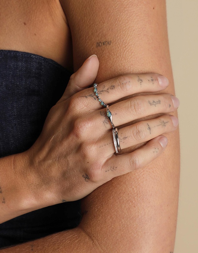 Astrid & Miyu - Opal Pear Bezel Band Ring