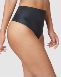 Spanx - SHAPING SATIN-Thong