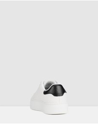 Rollie - CourtClub Sneaker