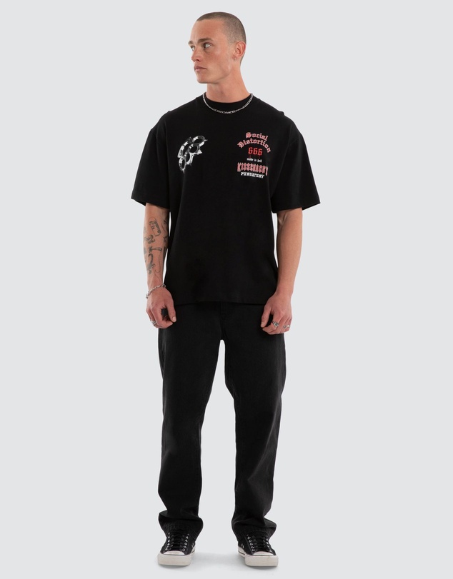 Kiss Chacey - Distortion Street Tee