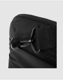 Tucano - Tucano Smilza Slim Laptop Bag Blue for 14 Inch Devices with Strap Anti Slip System and Front Pocket