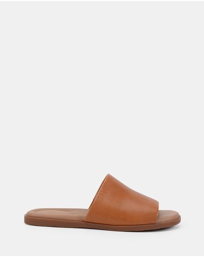 Tan