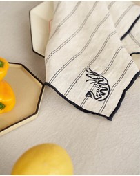 Black Blaze - Embroidered Linen Napkin Set