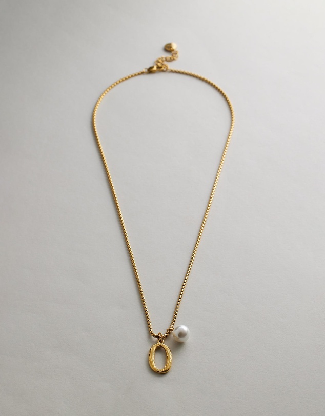 Zahar - Pearl Letter O Necklace