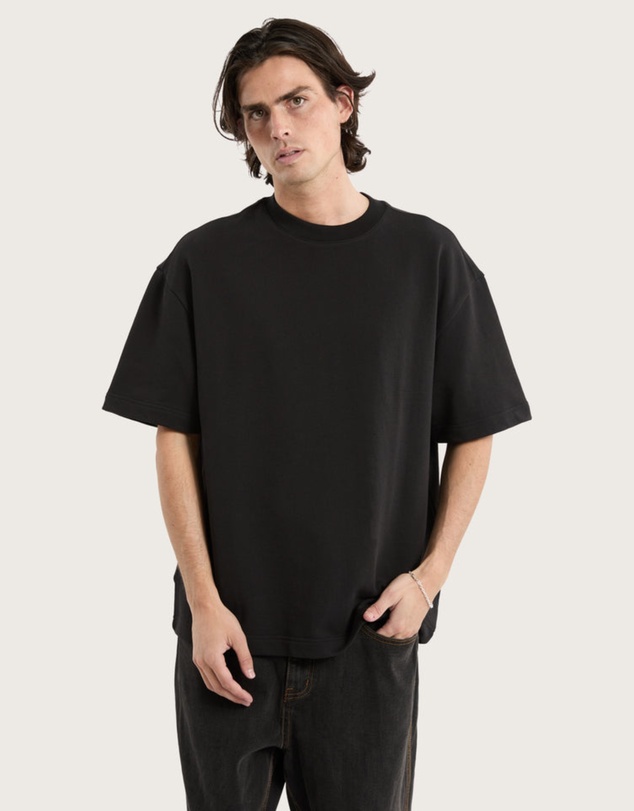 Kiss Chacey - Casius Loopback Street Tee