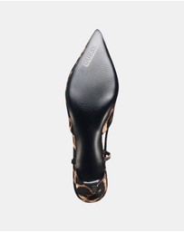 GUESS - Jesson3 Pumps