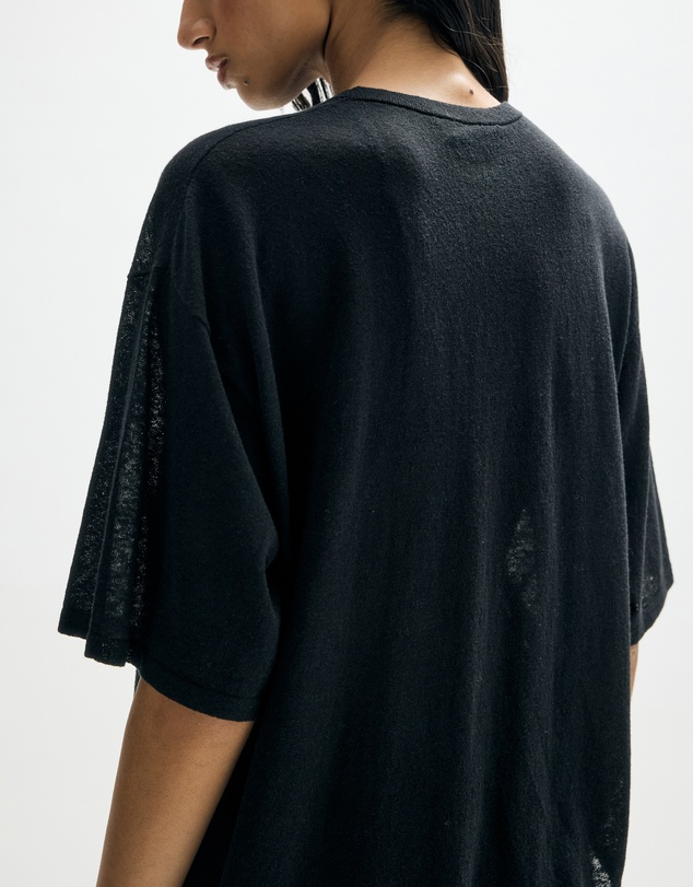Minima Esenciales - Solal Asymmetrical Hem Knit Tee