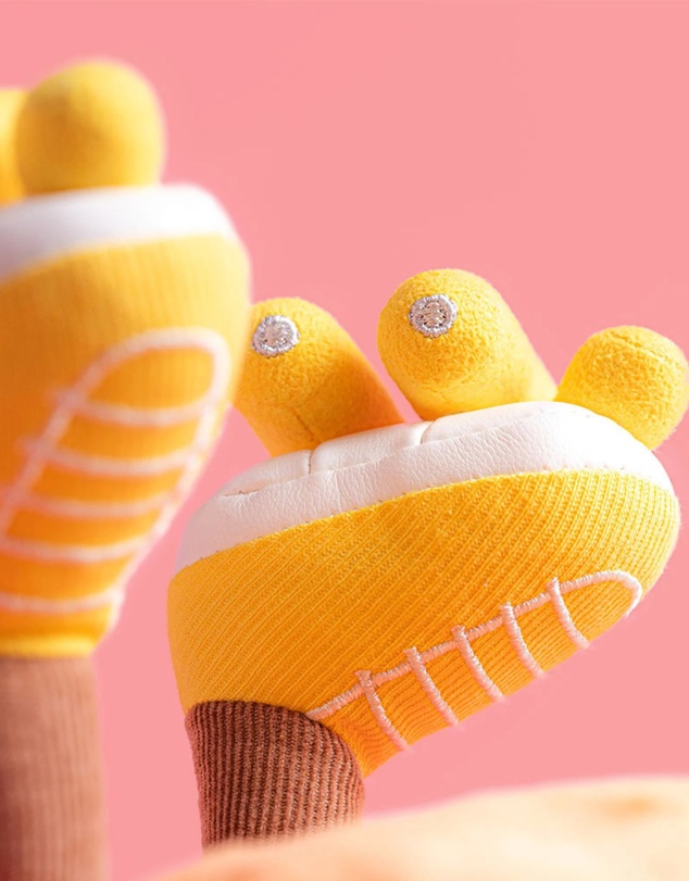 Jellycat - Amuseables Sun 'Roller Skates'