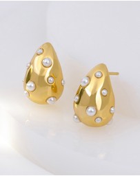 Wanderlust + Co - Teardrop Pearl Gold 20mm Stud Earrings