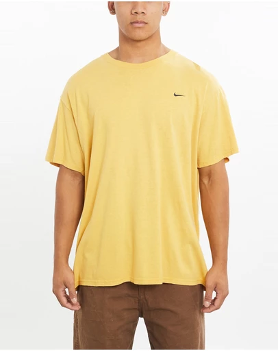 Vintage by The Real Deal - Pre Loved - Vintage Nike Tee