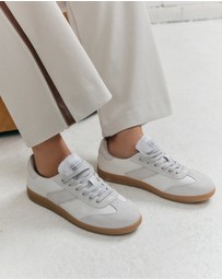 Jo Mercer - Lola Sneakers
