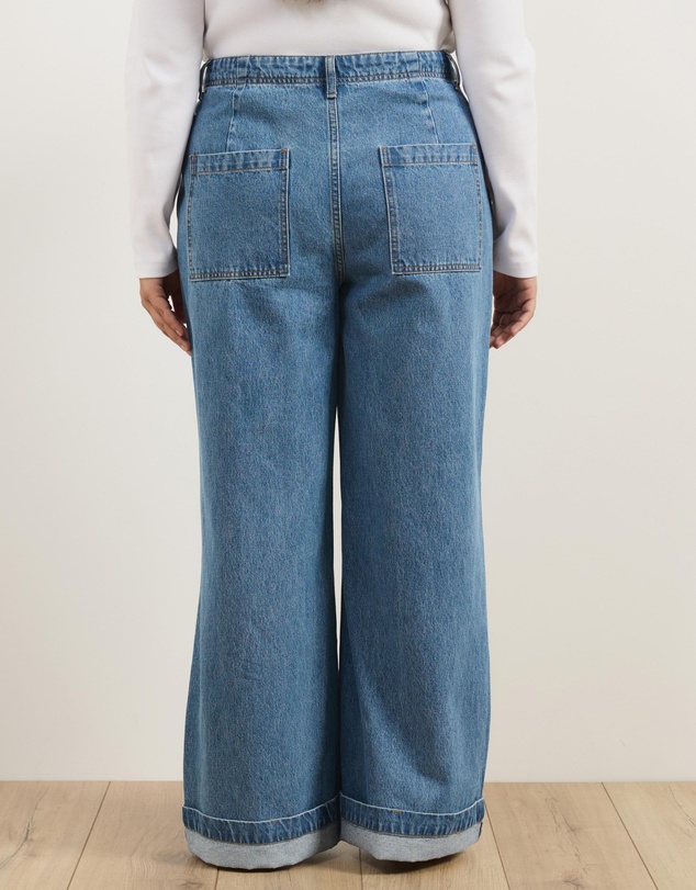 Atmos&Here Curvy - Lorie Pin Tuck Wide Leg Jeans
