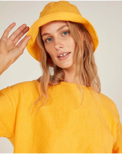 Primness - Peaches Bucket Hat