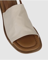 S by Sempre Di - Isere Flat Sandals