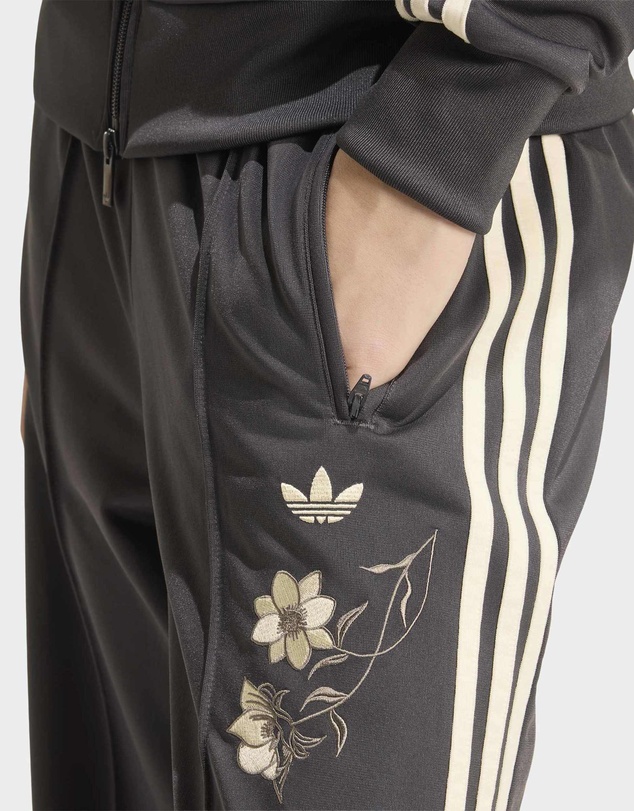 adidas Originals - FIREBIRD LOOSE TRACK PANTS Womens
