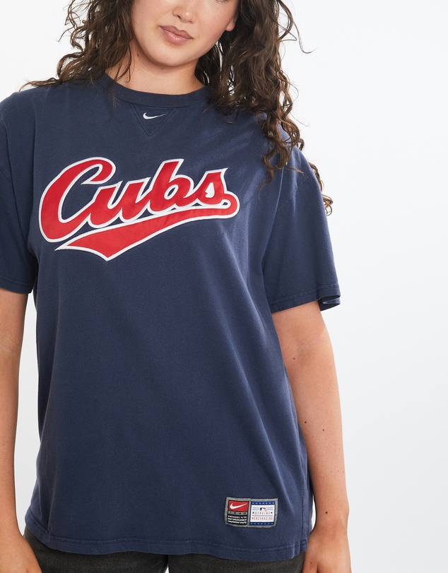 Vintage by The Real Deal - Pre Loved - Vintage Nike MLB Chicago Cubs Tee