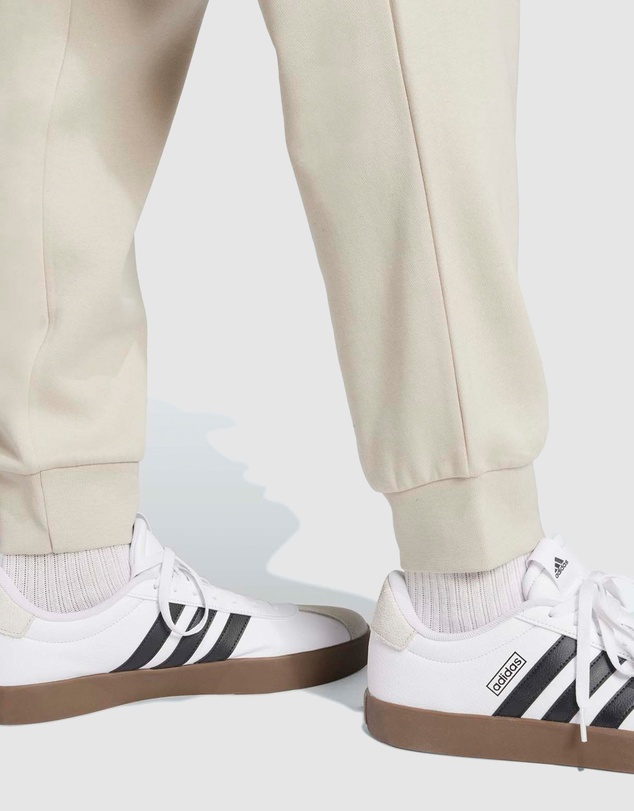 adidas Sportswear - Essentials Feelcozy Fleece Pants