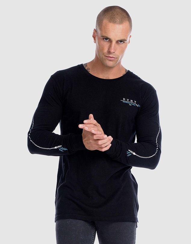 DVNT - Amplified Long Sleeve